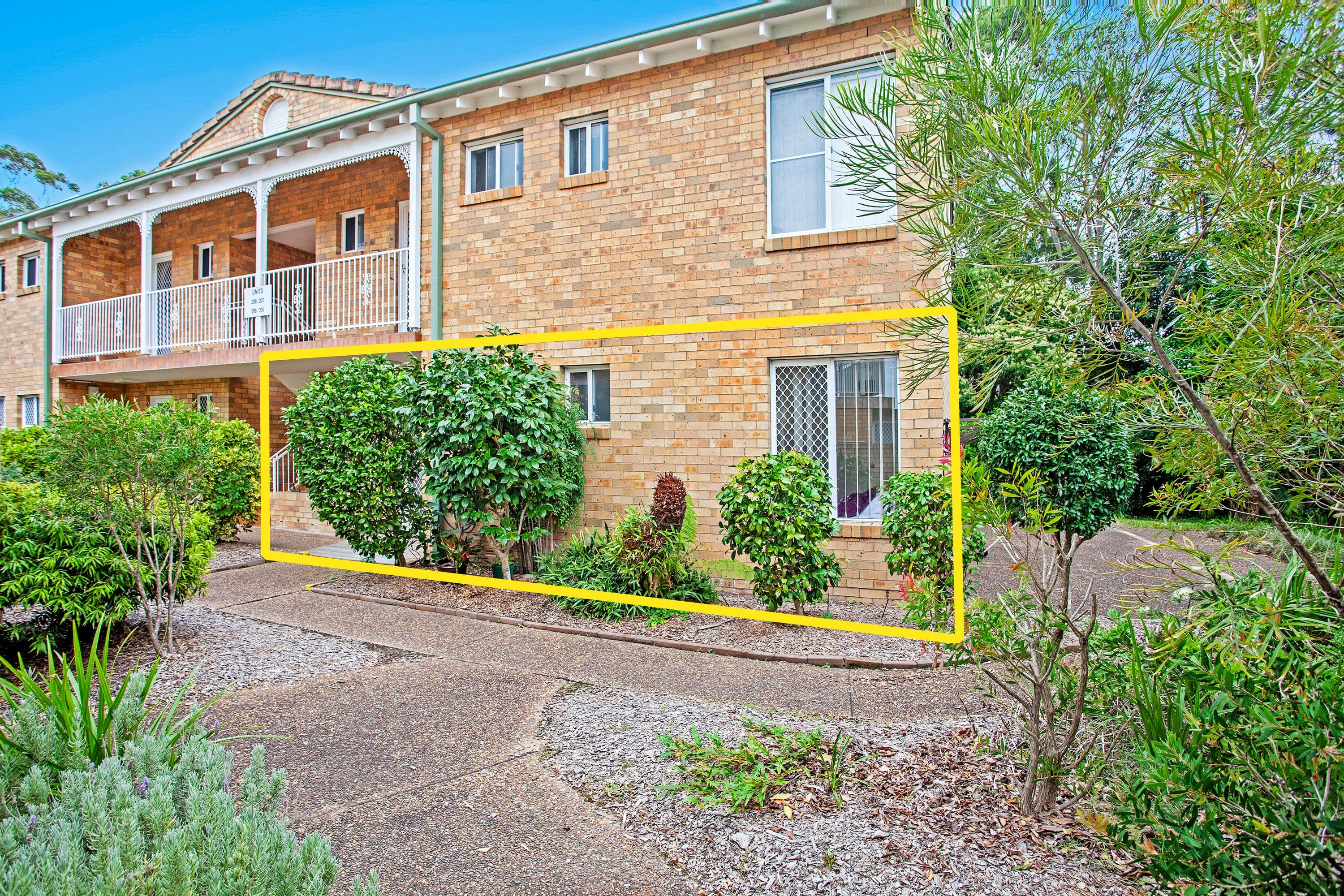 15 Lorraine Avenue, Berkeley Vale NSW 2261, Berkeley Vale - Image 1