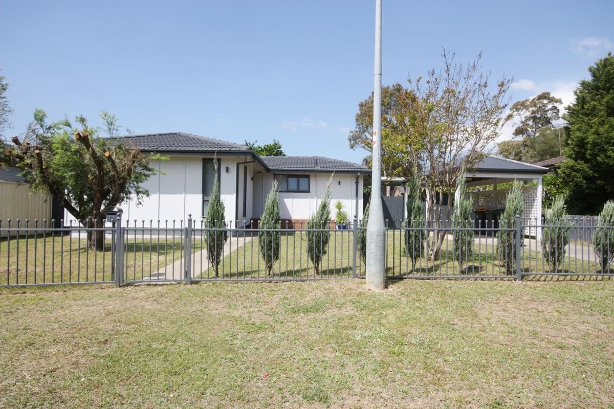Macquarie Fields NSW 2564, Macquarie Fields - Image 1
