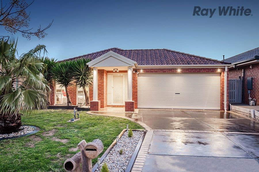 18 Olsen Retreat, Caroline Springs VIC 3023, Caroline Springs - Image 1