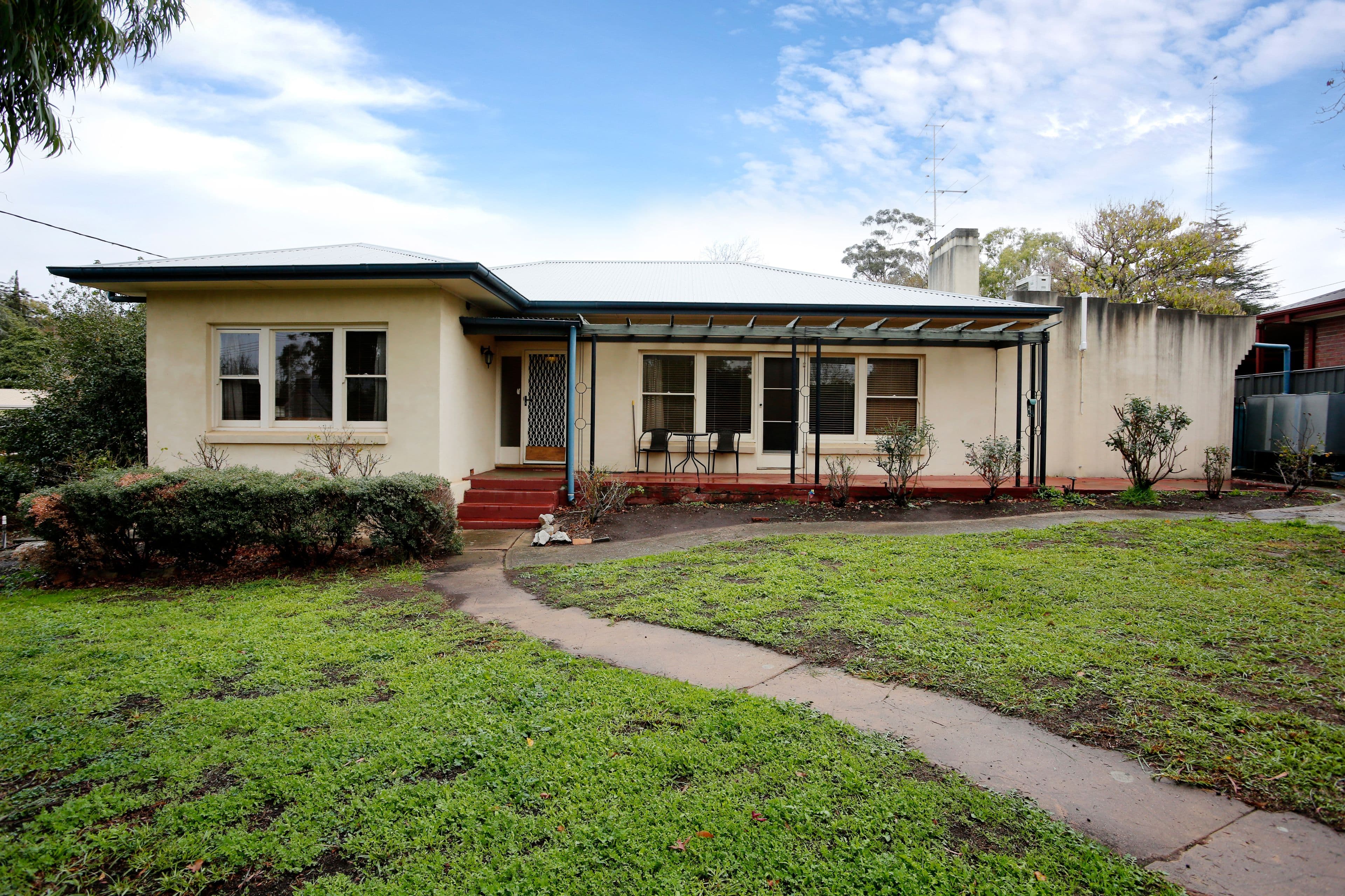 26 Agnes Street, Clare SA 5453, Clare - Image 1