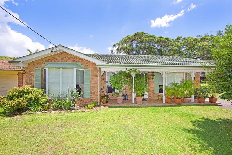 9 Lakin Street, Bateau Bay NSW 2261, Bateau Bay - Image 1