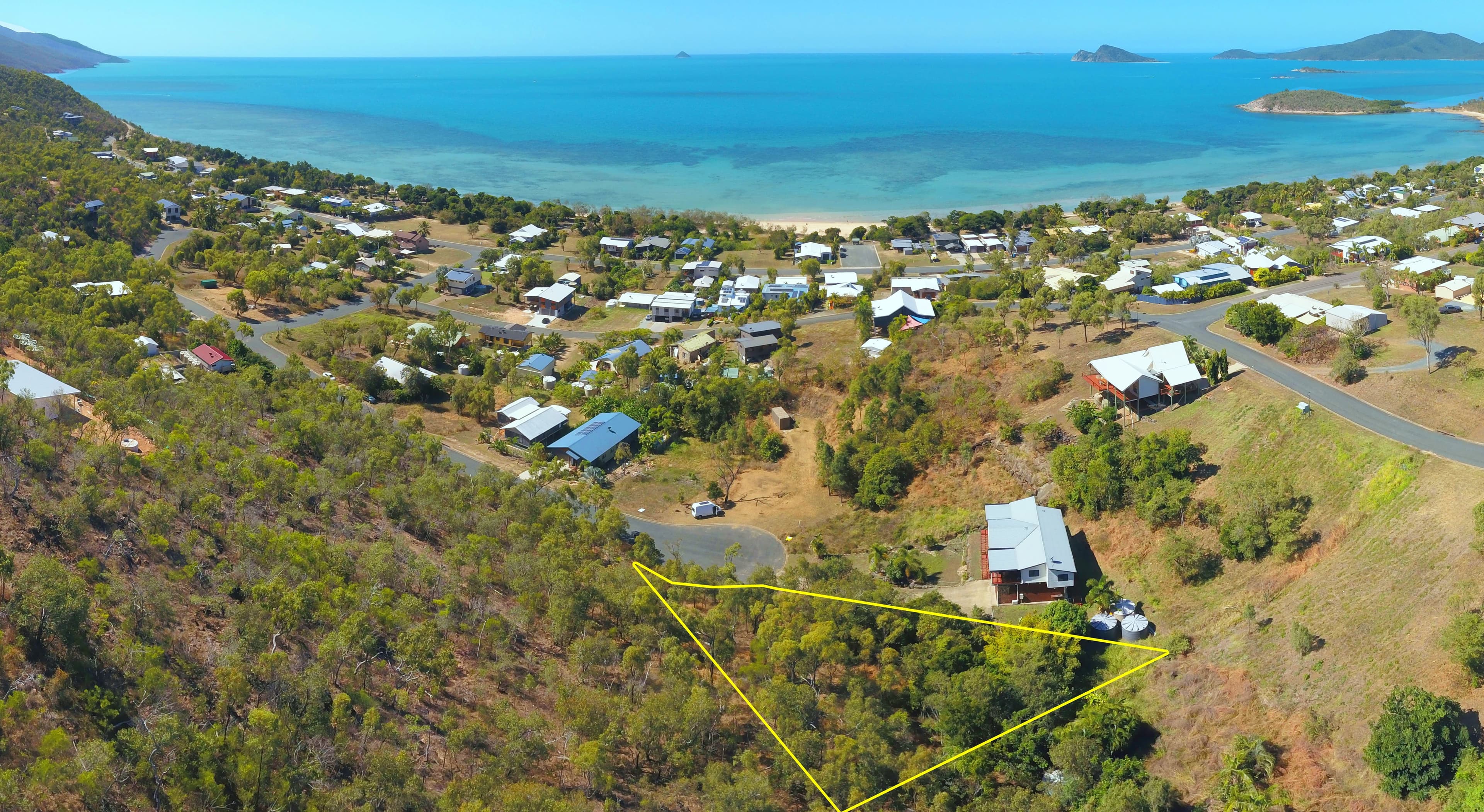 37 Rattray Avenue, Hideaway Bay QLD 4800, Hideaway Bay - Image 1