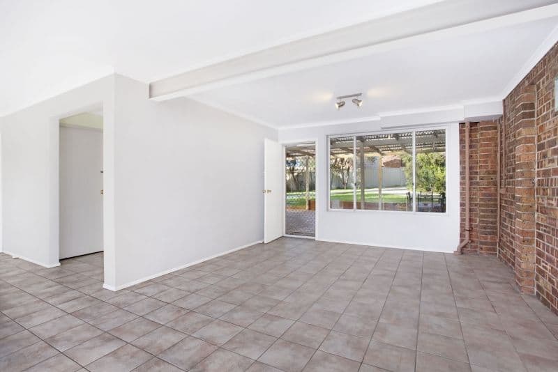 11 Grevillea Close, BOSSLEY PARK NSW 2176, Bossley Park - Image 1