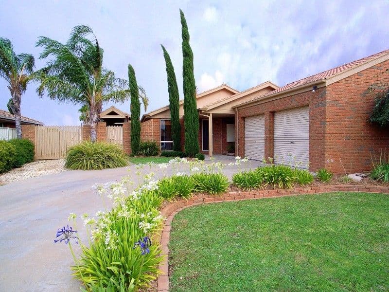 33 Brooks Avenue, SHEPPARTON VIC 3630, Shepparton - Image 1