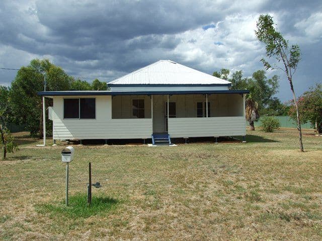 37 Rose Street, Blackall QLD 4472, Blackall - Image 1