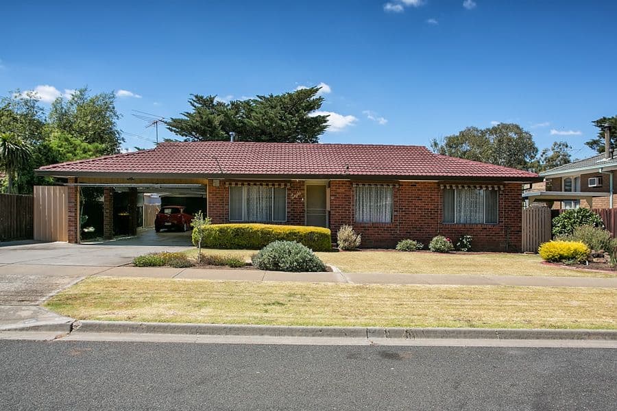 8 Riddle Drive, MELTON VIC 3337, Melton - Image 1