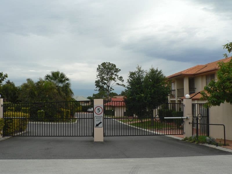 196 Hellawell Road, SUNNYBANK HILLS QLD 4109, Sunnybank Hills - Image 1