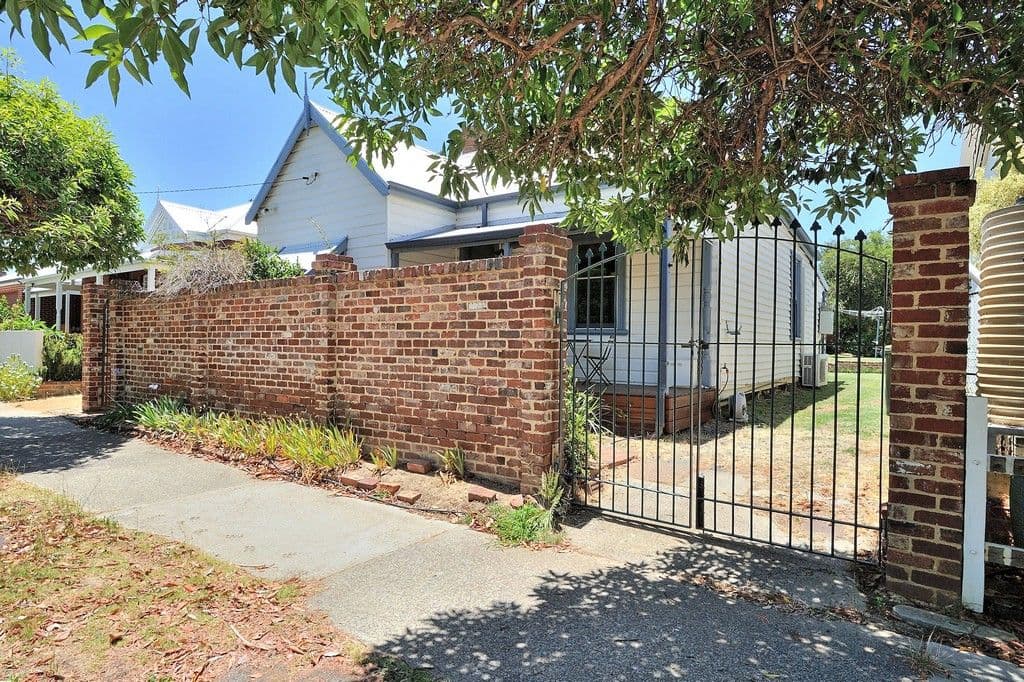 20 Chatham Road, Woodbridge WA 6056, Woodbridge - Image 1