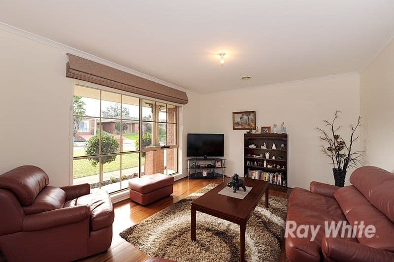 1 Cooma Court, BERWICK VIC 3806, Berwick - Image 1