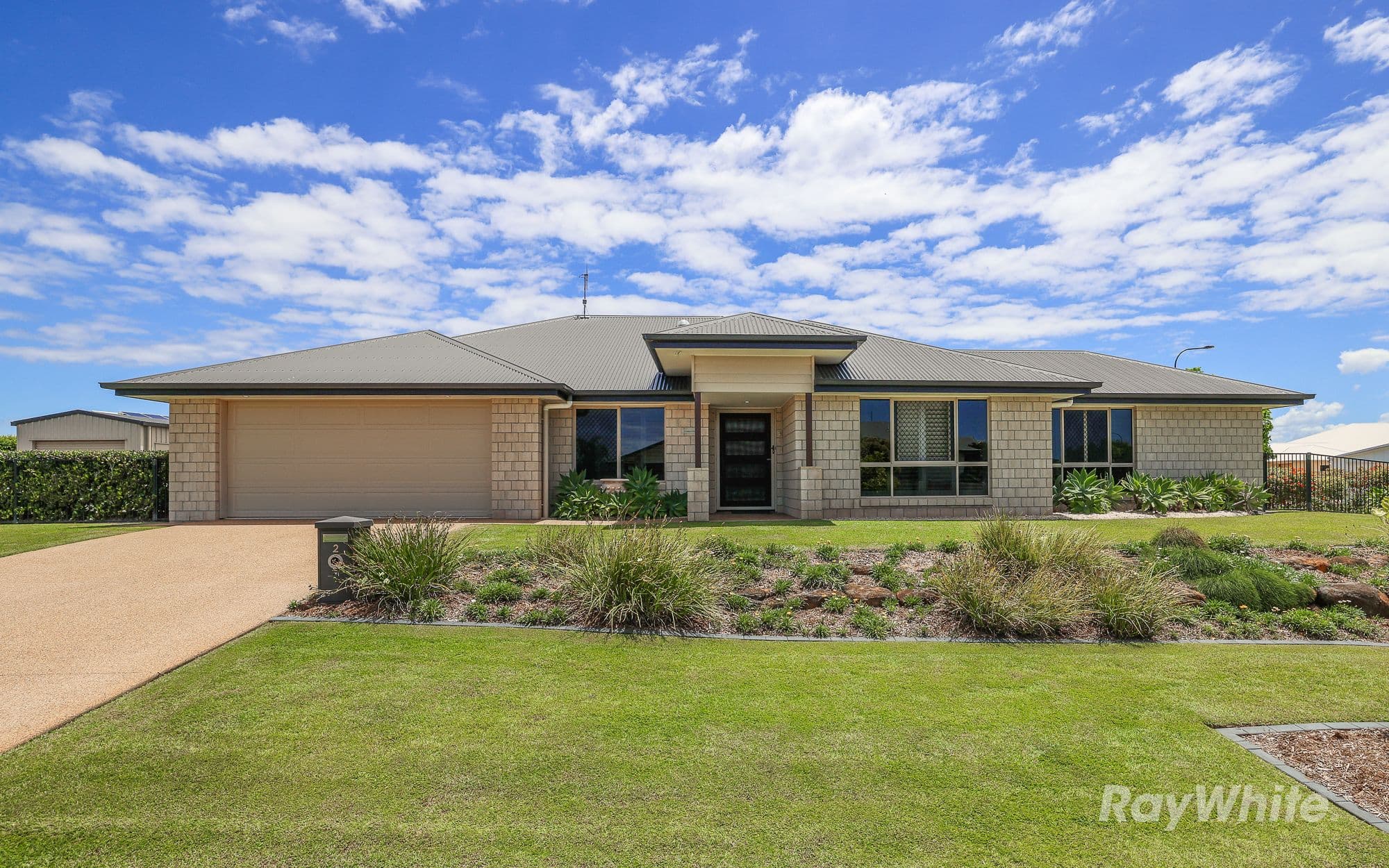 2 Tulipwood Place, Coral Cove QLD 4670, Coral Cove - Image 1