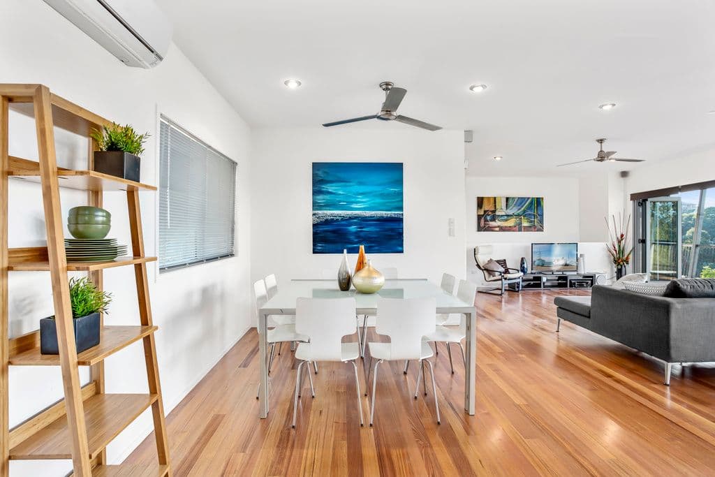 154 K P McGrath Drive, Elanora QLD 4221, Elanora - Image 1