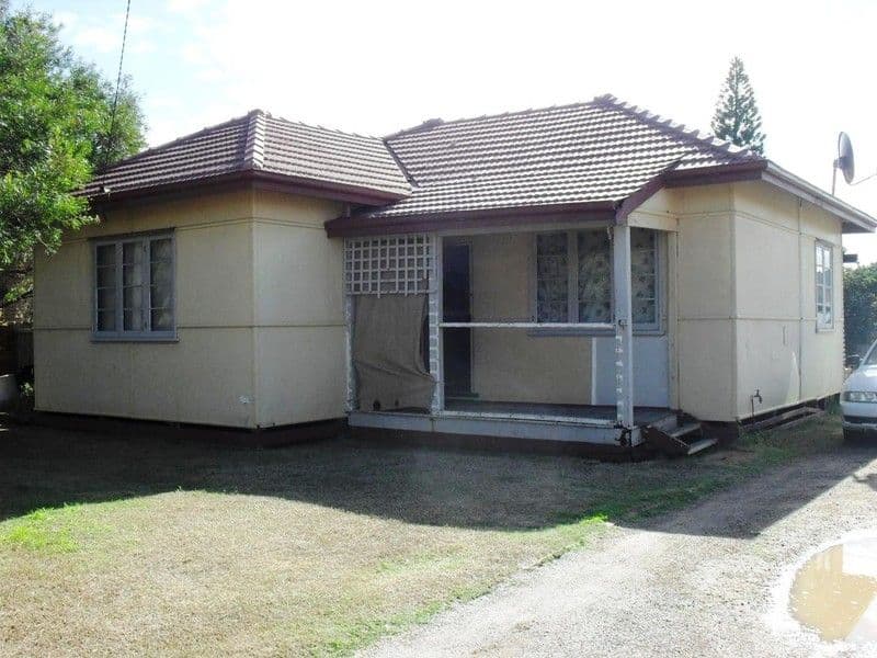 13 Whitfield Street, BEACHLANDS WA 6530, Beachlands - Image 1