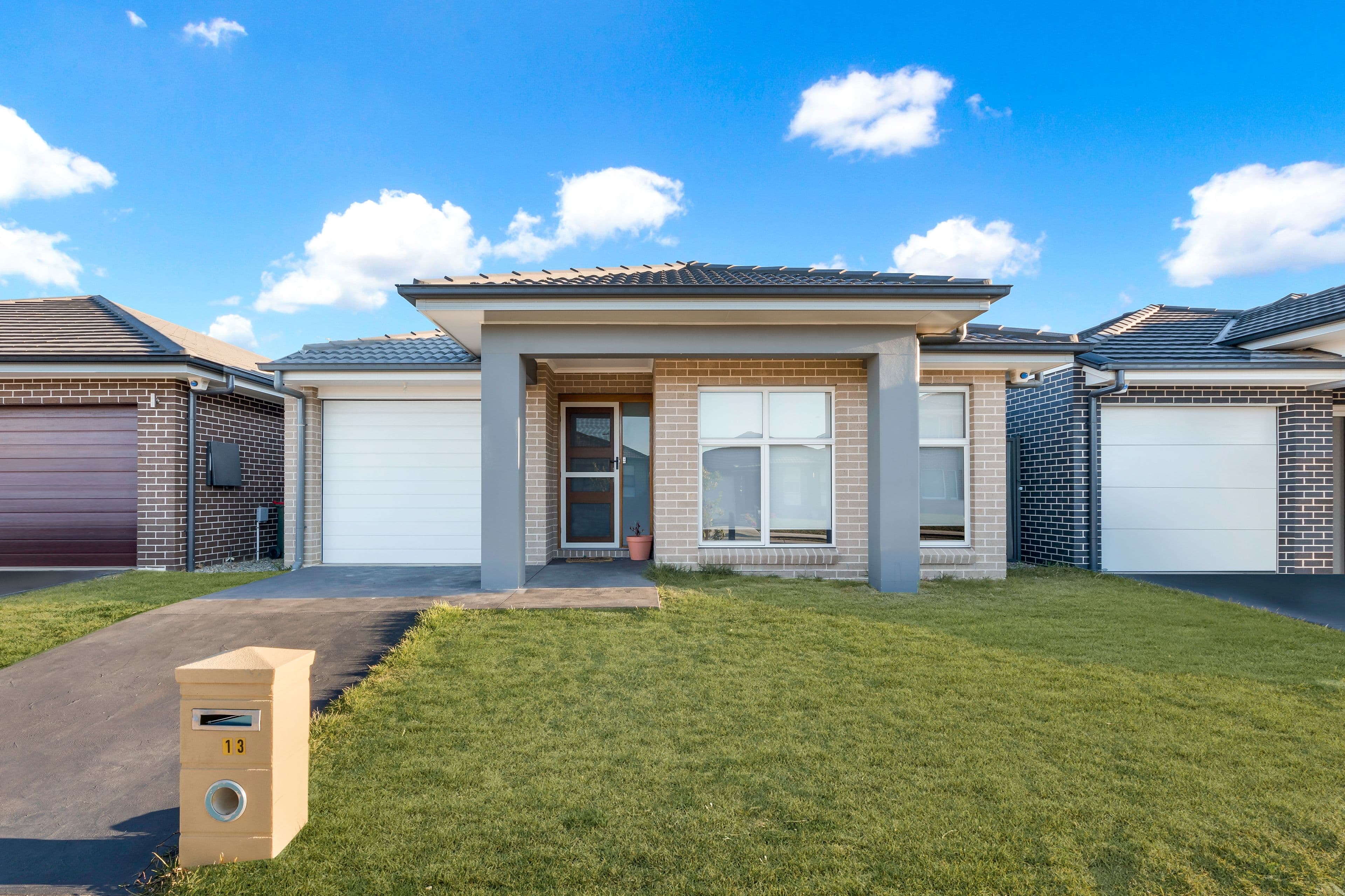 13 Grantham Crescent, Denham Court - Image 1