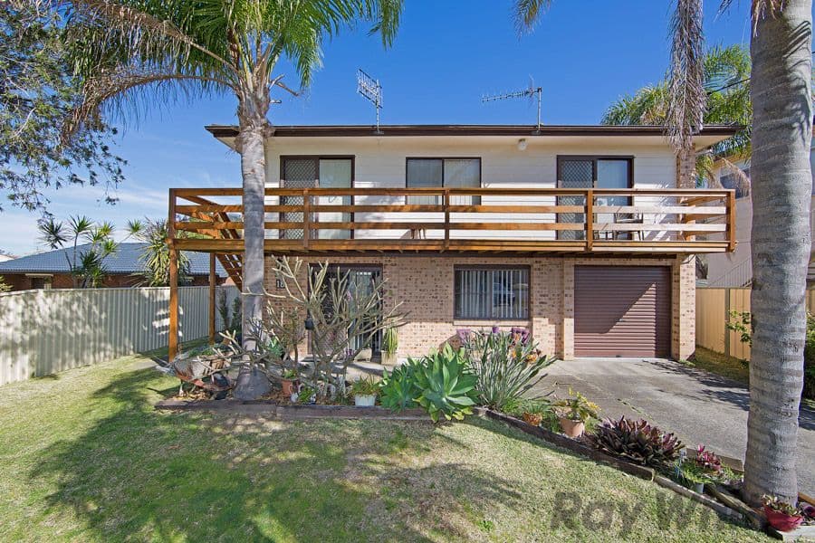 18 Balmoral Drive, Gorokan NSW 2263, Gorokan - Image 1