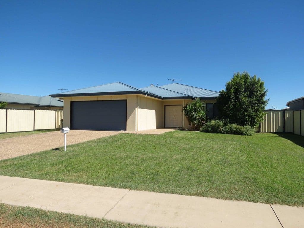 7 Glovar Street, Emerald QLD 4720, Emerald - Image 1