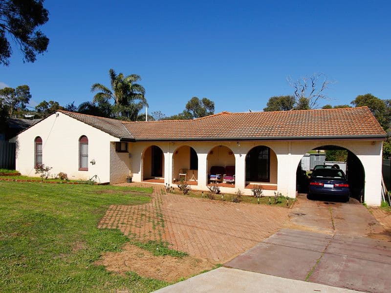 27 Morundah Place, KELMSCOTT WA 6111, Kelmscott - Image 1