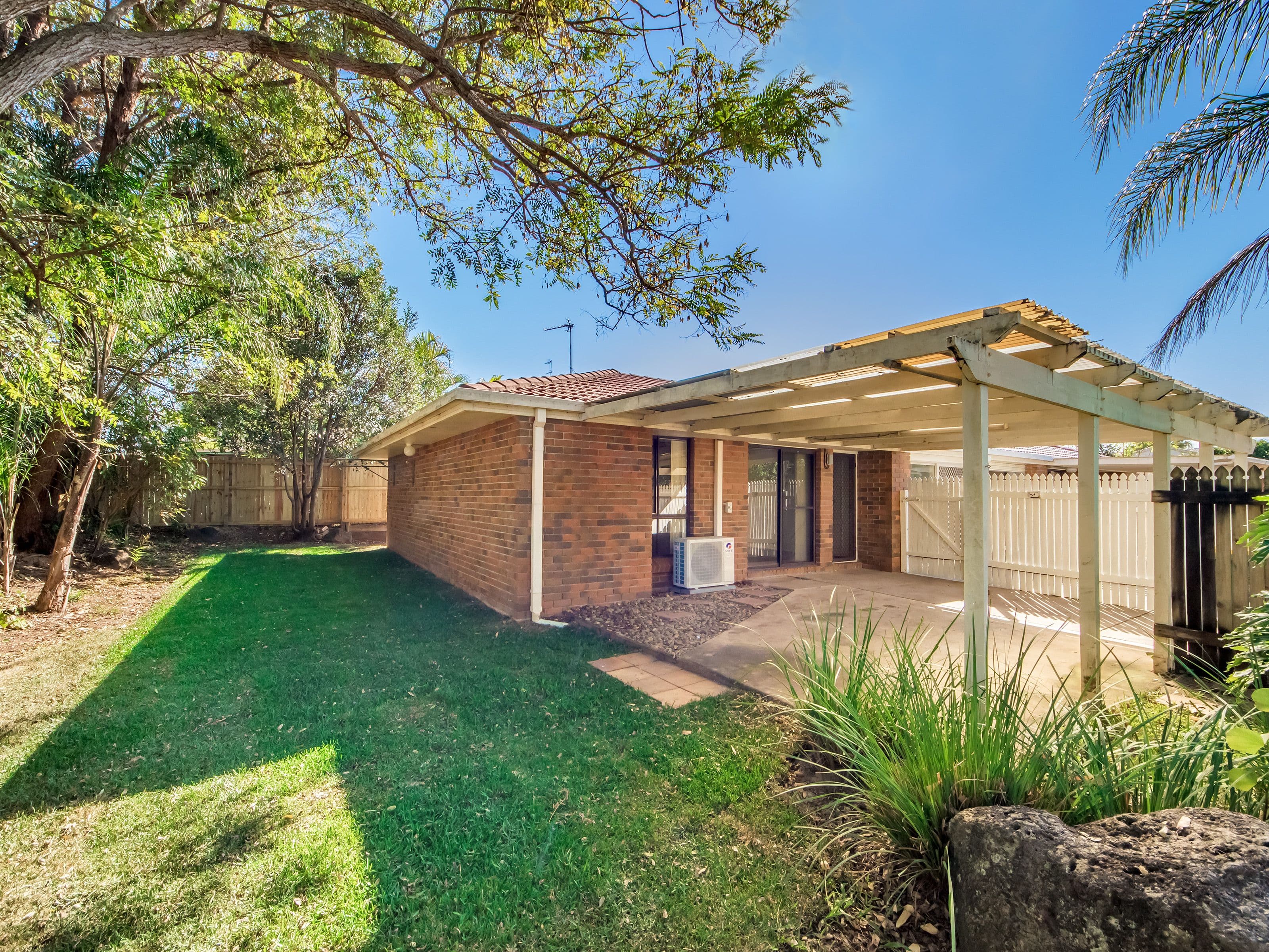 9 Robin Joy Close, Labrador QLD 4215, Labrador - Image 1
