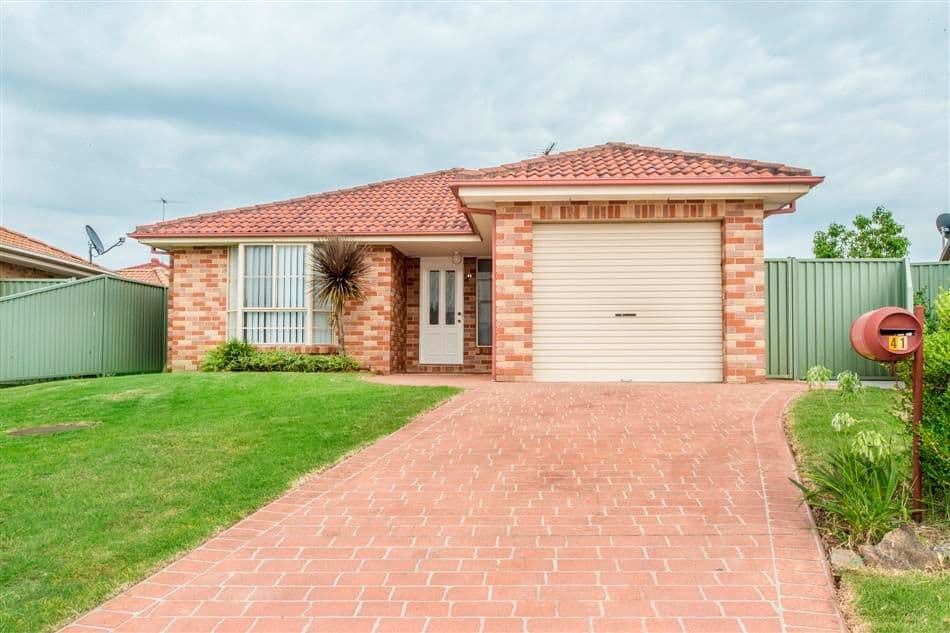 41 Waringa Crescent, Glenmore Park - Image 1