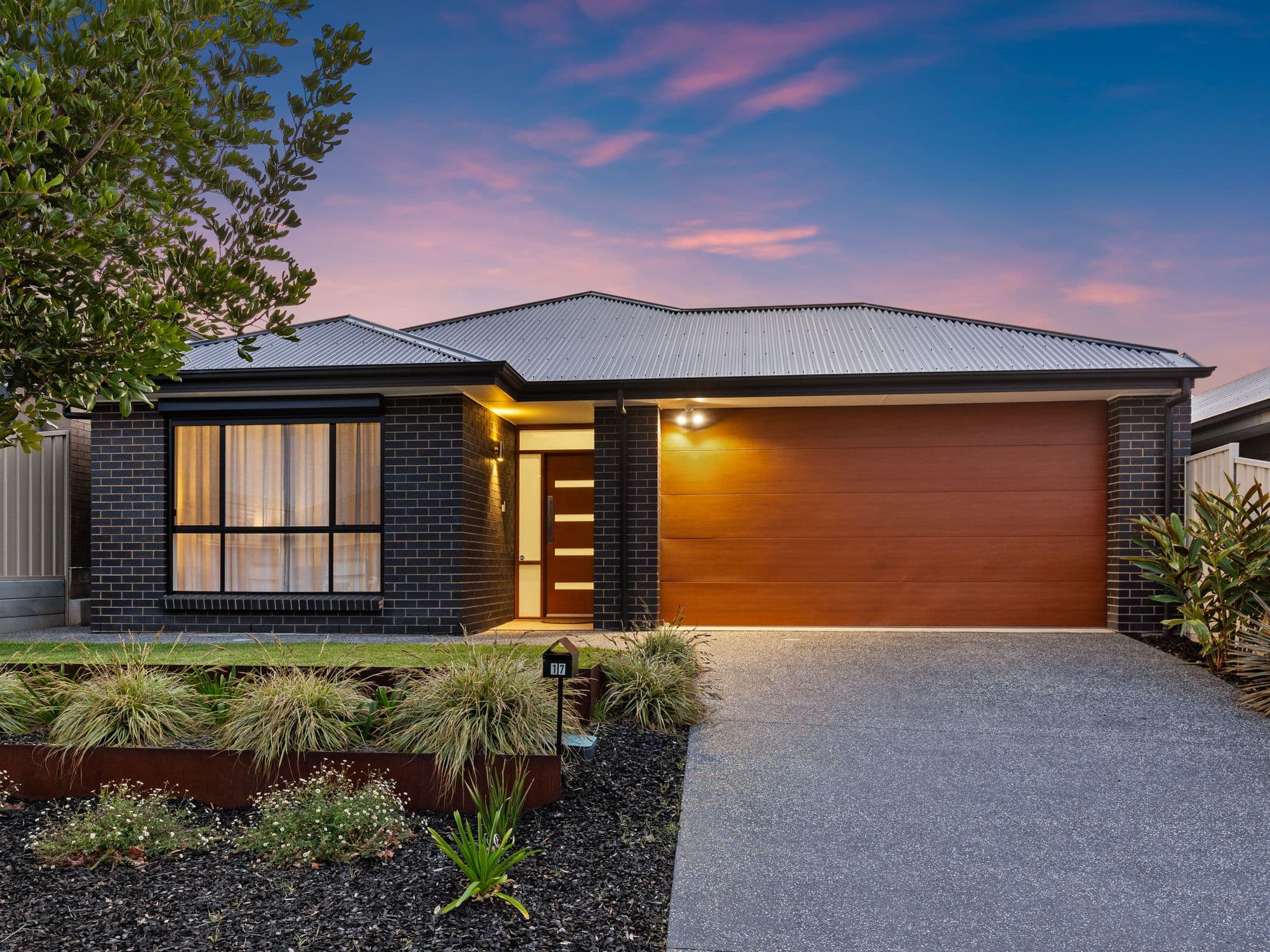 17 Trident Road, Seaford Meadows SA 5169, Seaford Meadows - Image 1
