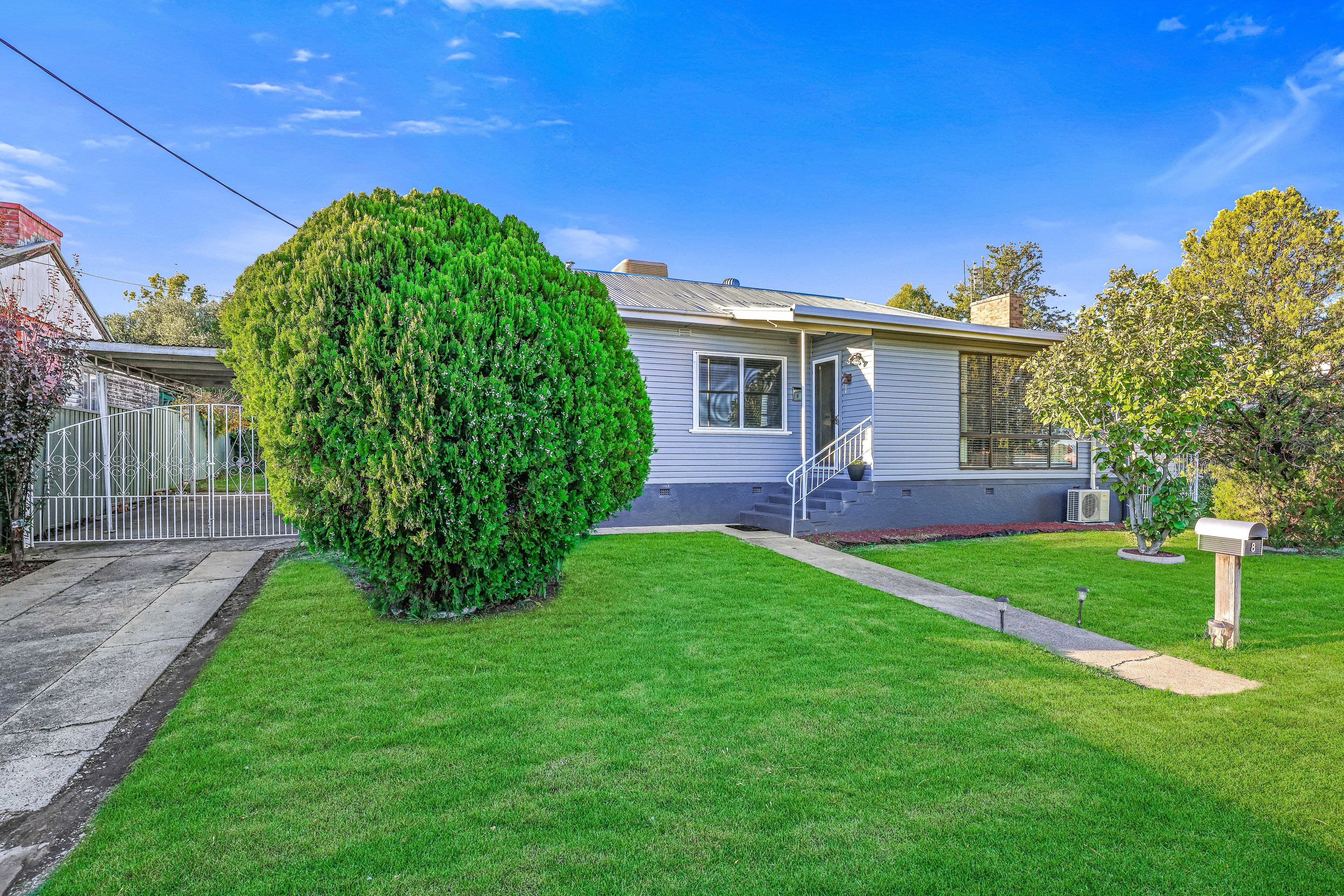 8 Patterson Street, Tamworth NSW 2340, Tamworth - Image 1