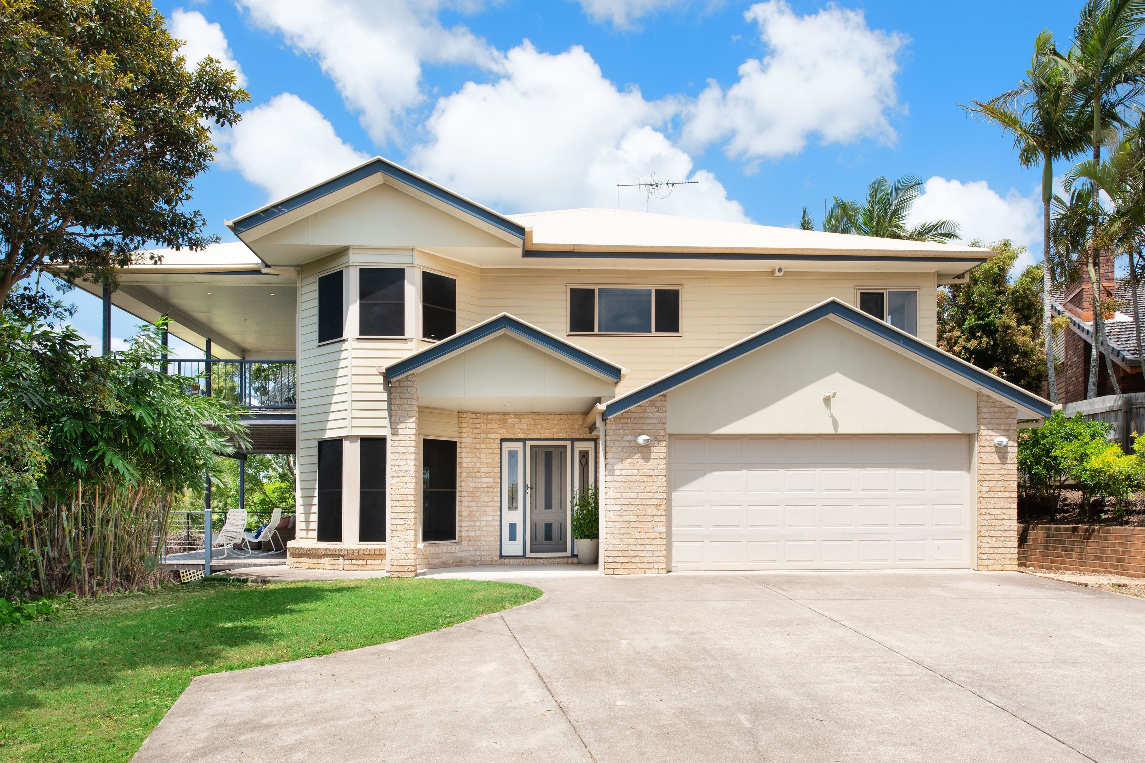 4 Duart Court, Carindale QLD 4152, Carindale - Image 1