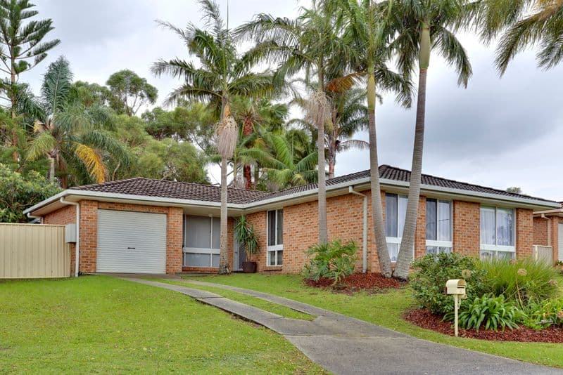 6 Walch Avenue, Bateau Bay NSW 2261, Bateau Bay - Image 1