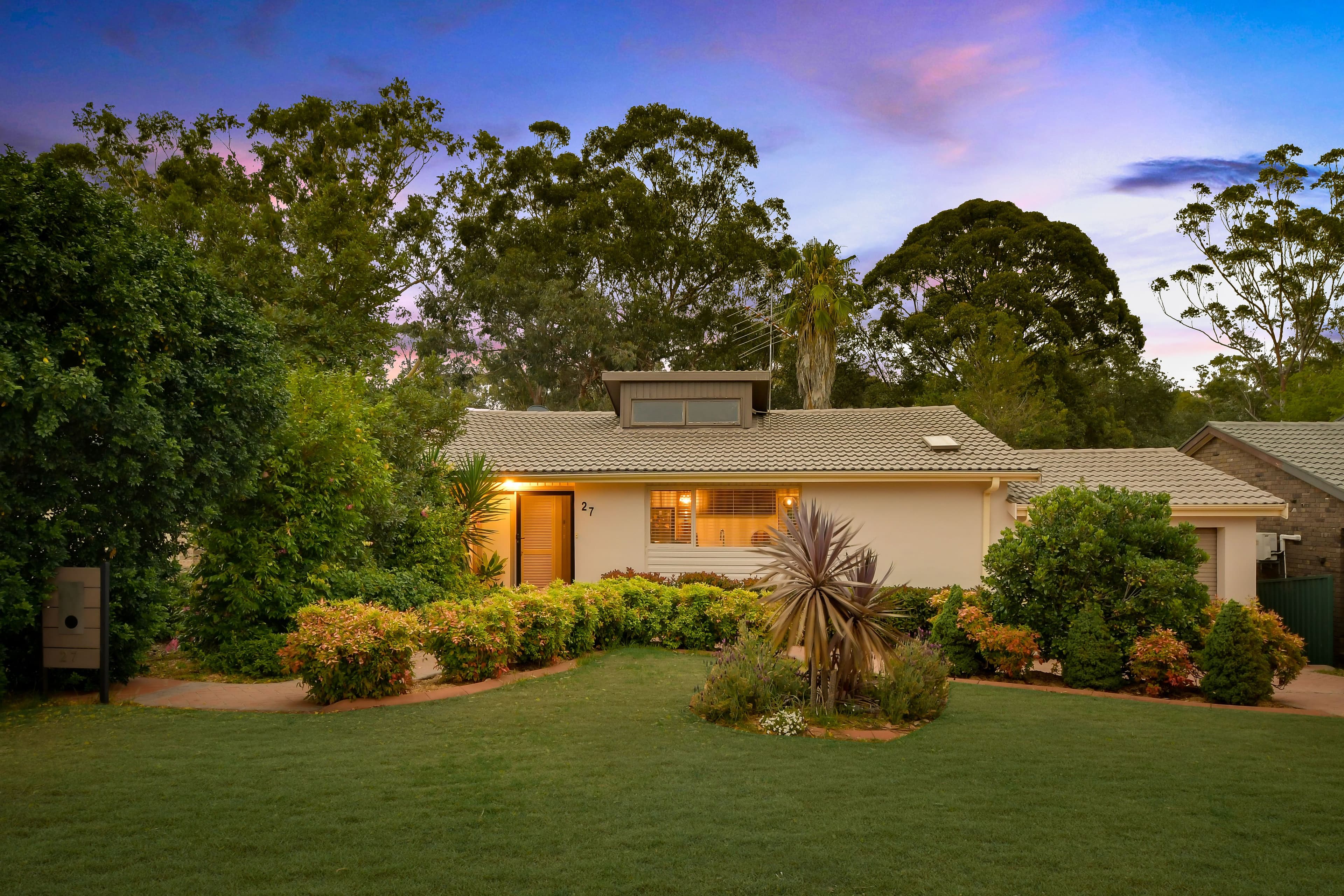 27 Nymboida Crescent, Ruse - Image 1