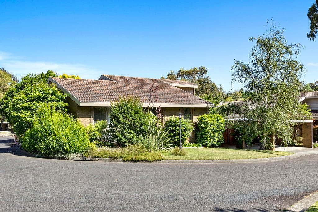 39 Boardman Close, Box Hill South VIC 3128, Box Hill South - Image 1