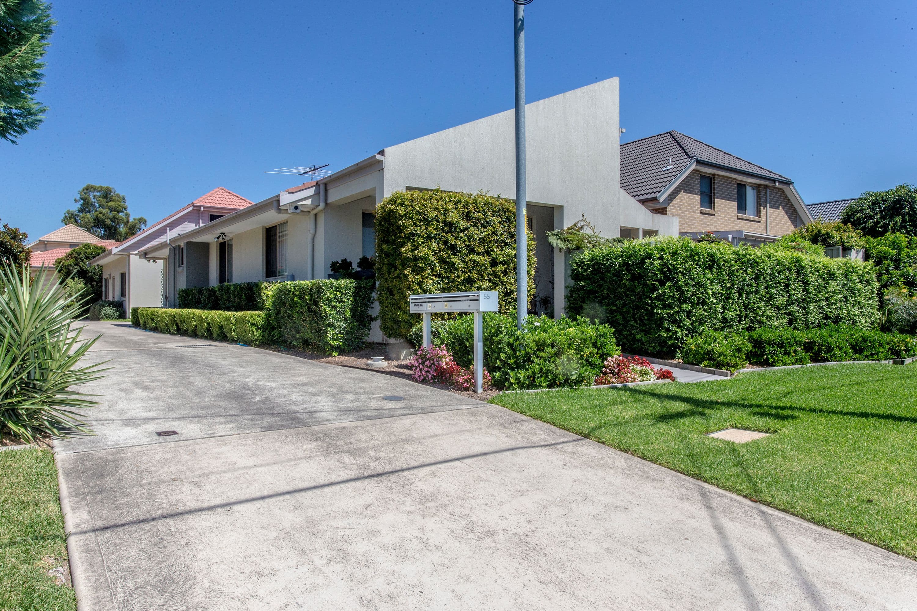 55 Barry Street, Cambridge Park - Image 1