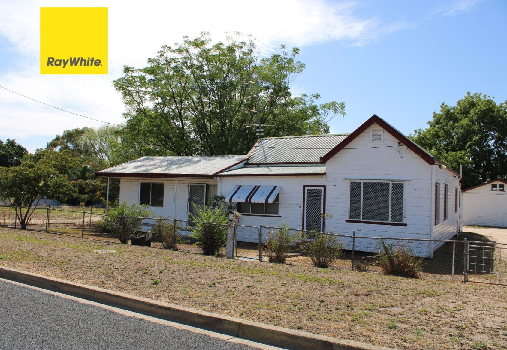 20 William Street, Inverell NSW 2360, Inverell - Image 1