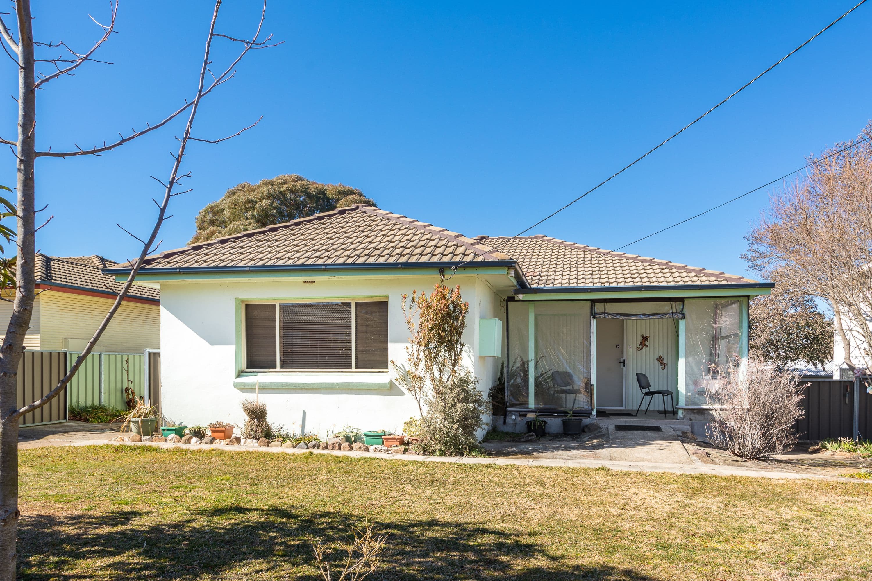 9 Collwood Crescent, Orange - Image 1