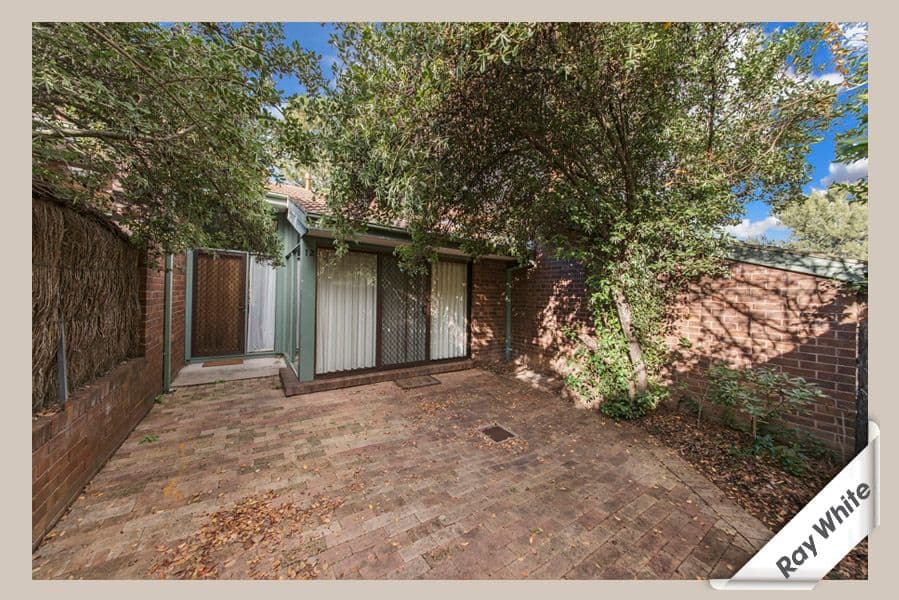 5 Lane Poole Place, YARRALUMLA ACT 2600, Yarralumla - Image 1