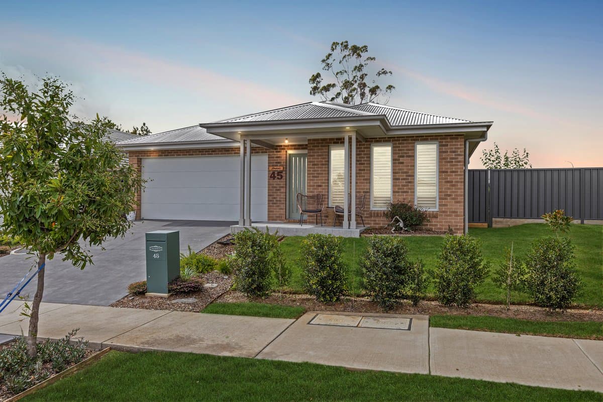 45 Tillage Dr, LOCHINVAR NSW 2321, Lochinvar - Image 1