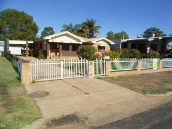 60 Hypatia, CHINCHILLA QLD 4413, Chinchilla - Image 1