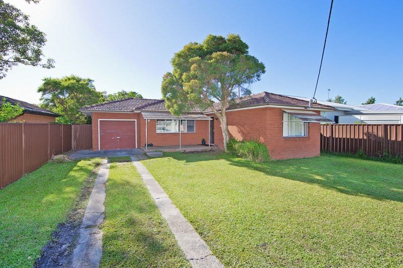 2 Tasman Avenue, Killarney Vale NSW 2261, Killarney Vale - Image 1