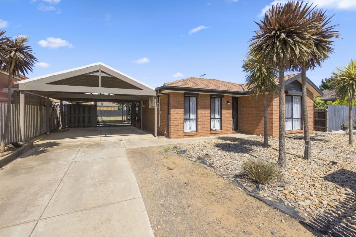 2 Briardale Drive, Werribee VIC 3030, Werribee - Image 1