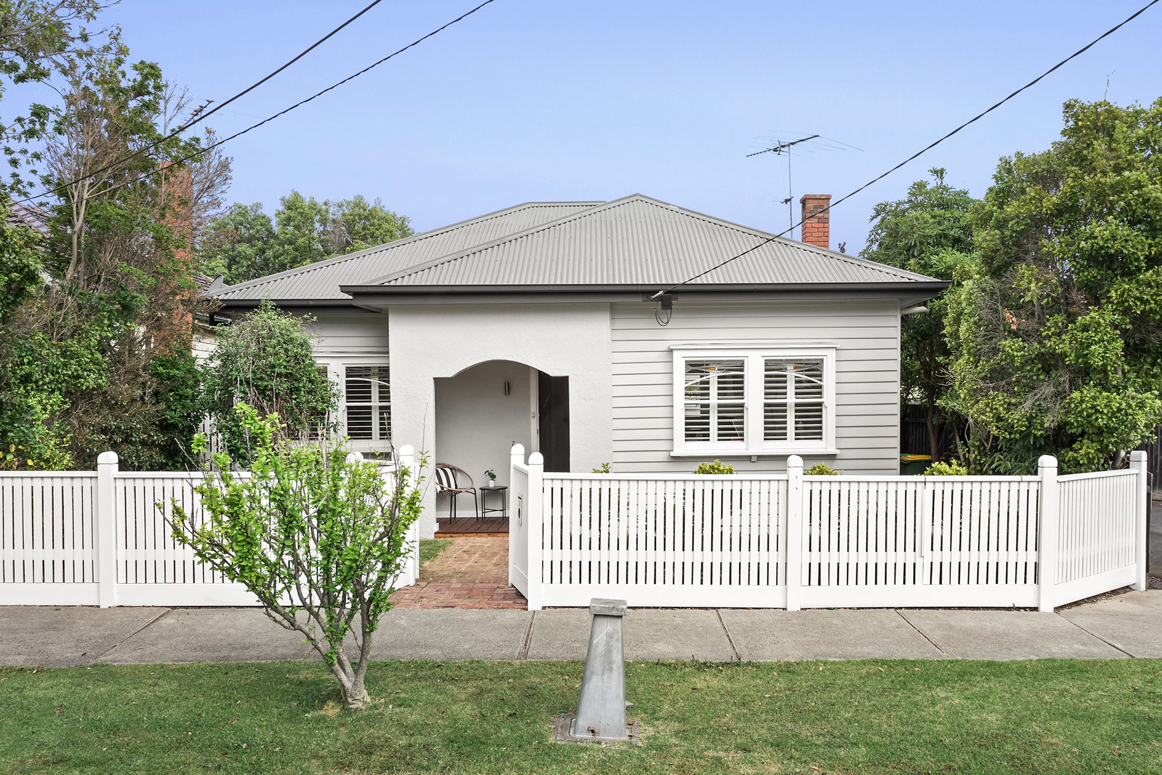 33 Hansen Street, West Footscray VIC 3012, West Footscray - Image 1
