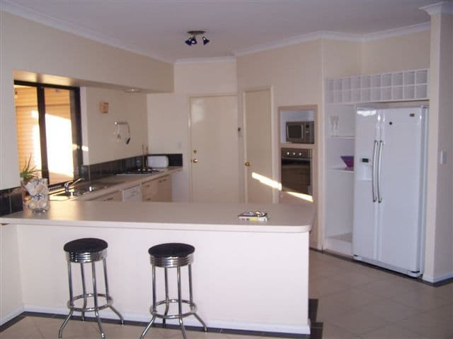 8 Australis Circle, WANNANUP WA 6210, Wannanup - Image 1