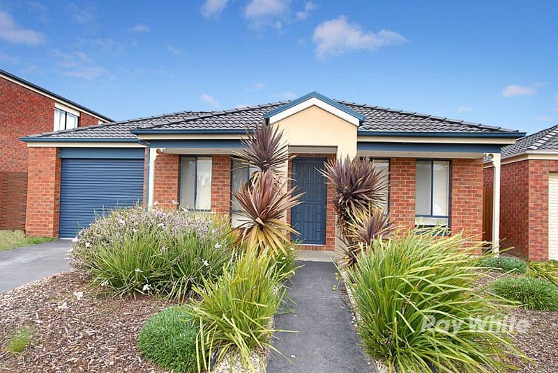 16 Howqua Place, PAKENHAM VIC 3810, Pakenham - Image 1