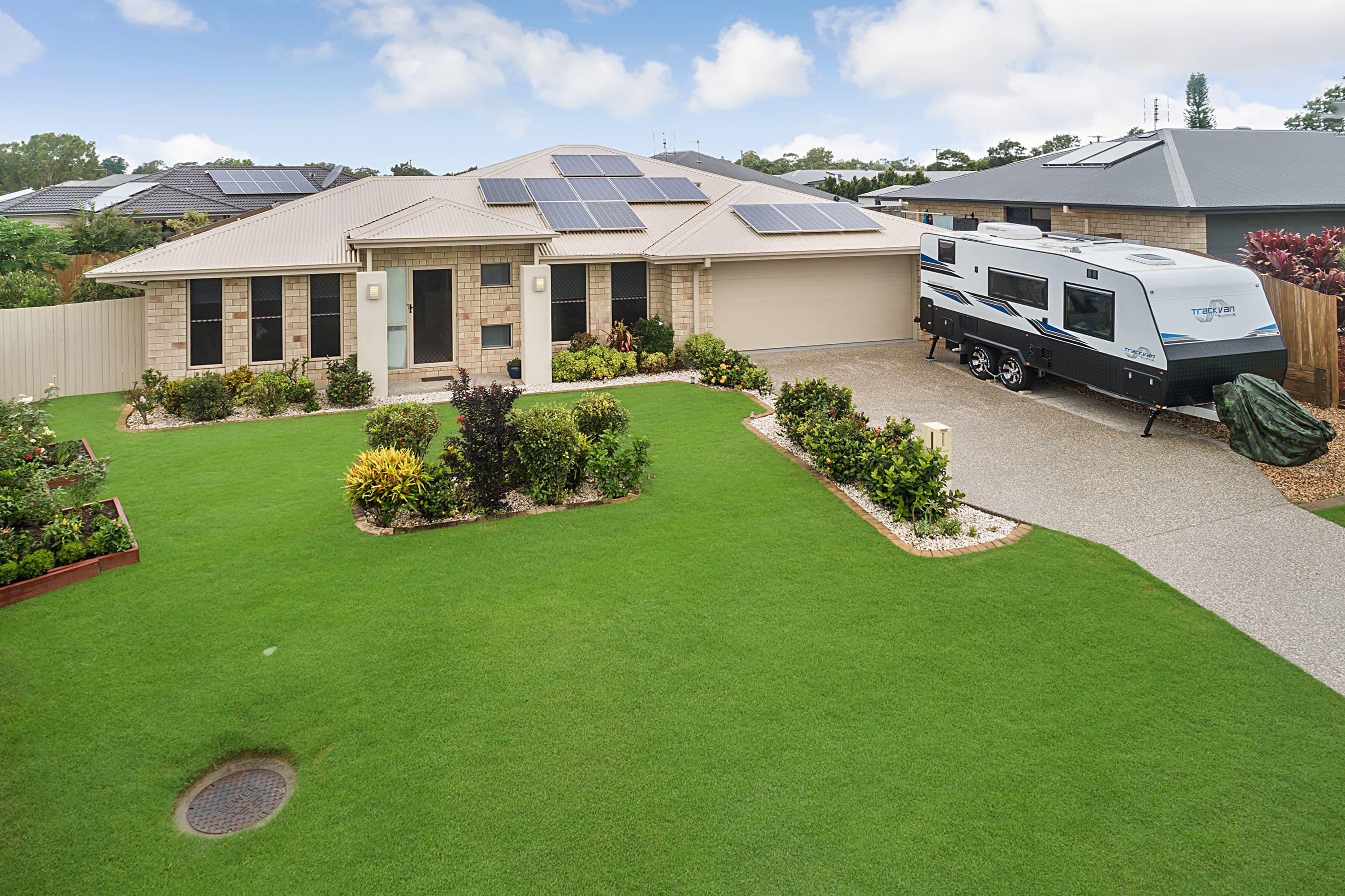 6 Pineview Drive, Beerwah QLD 4519, Beerwah - Image 1
