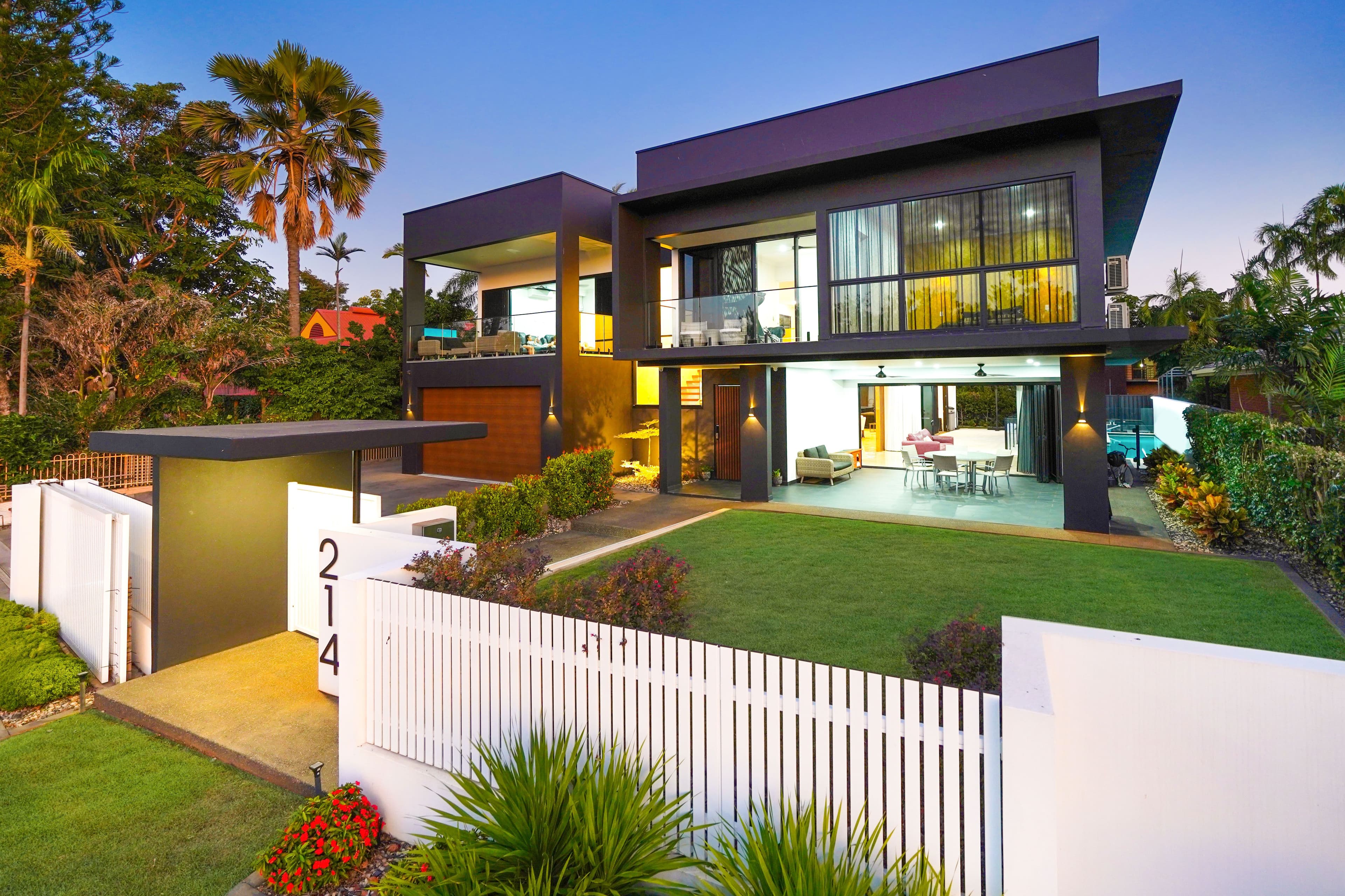 214 Casuarina Drive, Nightcliff NT 0810, Nightcliff - Image 1