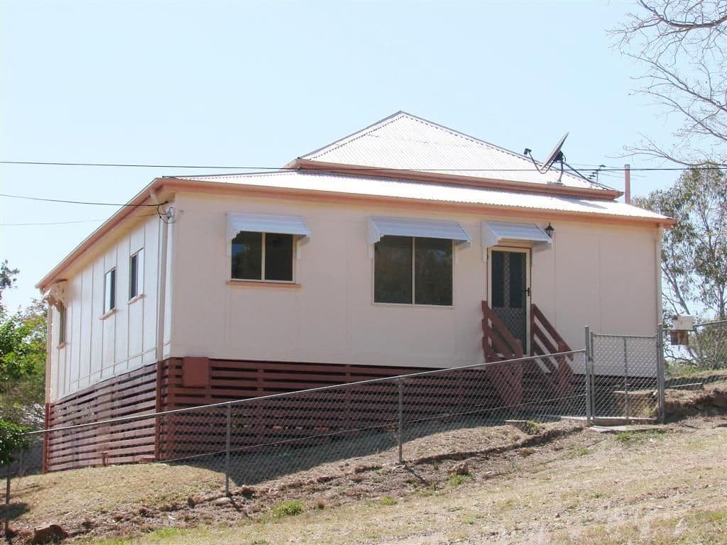 18 Pattison Street, MOUNT MORGAN QLD 4714, Mount Morgan - Image 1
