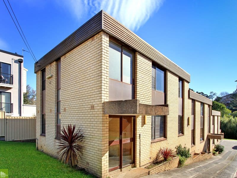 42 Rowland Avenue, Wollongong NSW 2500, Wollongong - Image 1