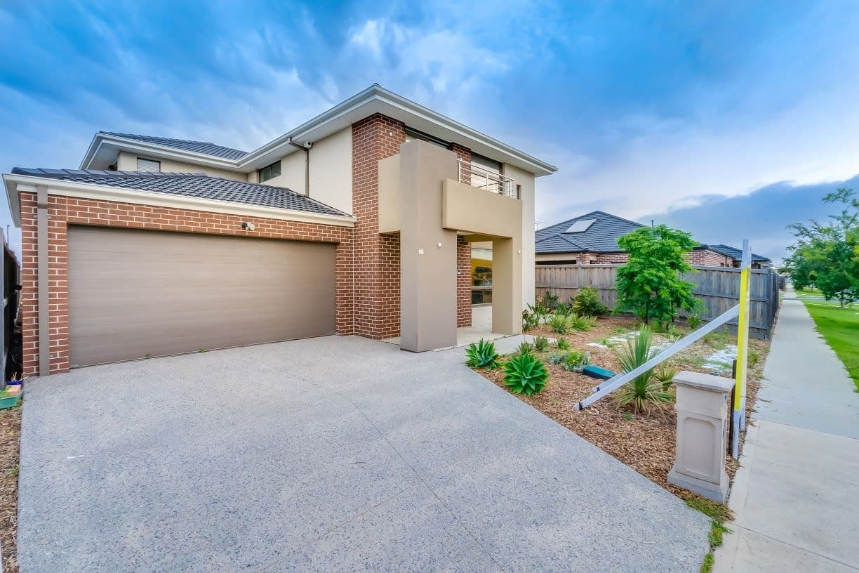 17 Rowan Avenue, WILLIAMS LANDING VIC 3027, Williams Landing - Image 1