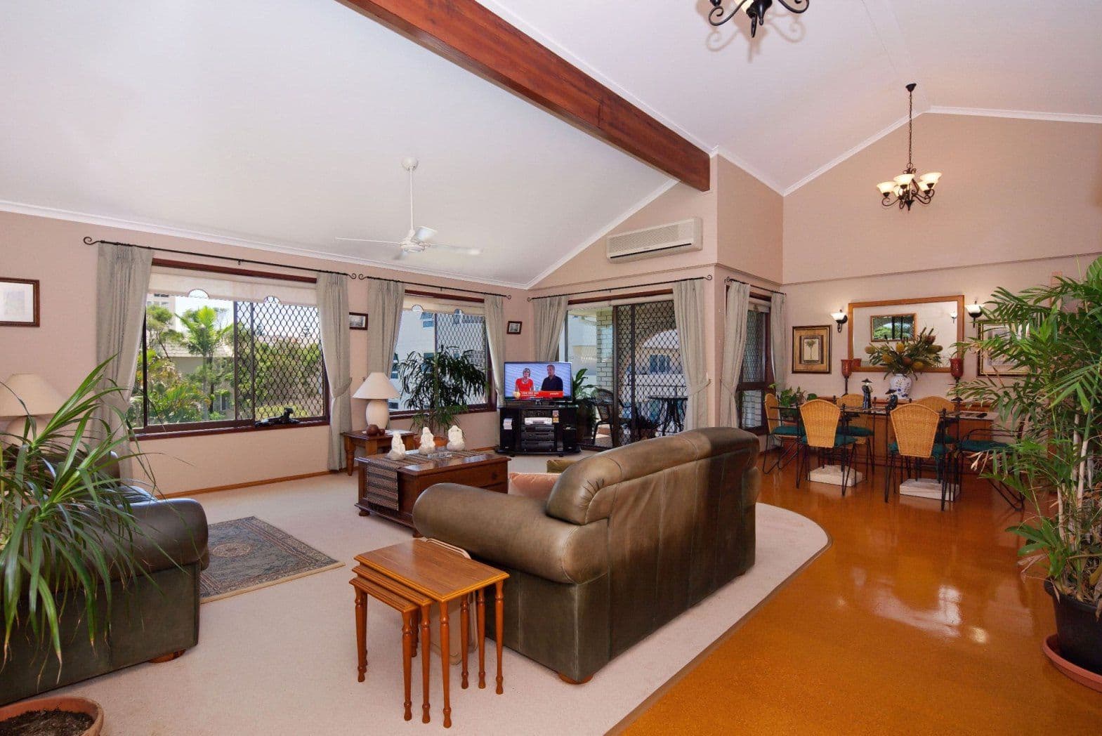 198 Marine Parade, LABRADOR QLD 4215, Labrador - Image 1