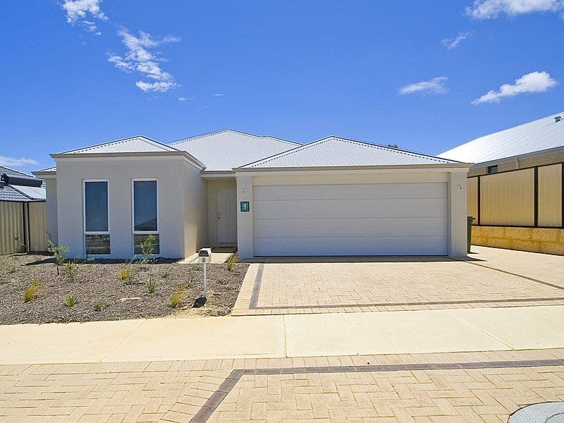 9 Lomita Link, CLARKSON WA 6030, Clarkson - Image 1