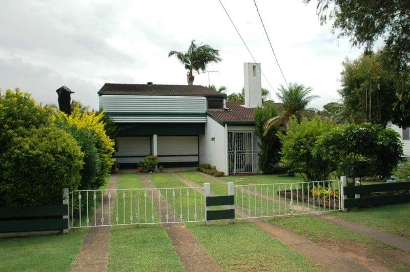 16a Yacht Street, CLONTARF QLD 4019, Clontarf - Image 1
