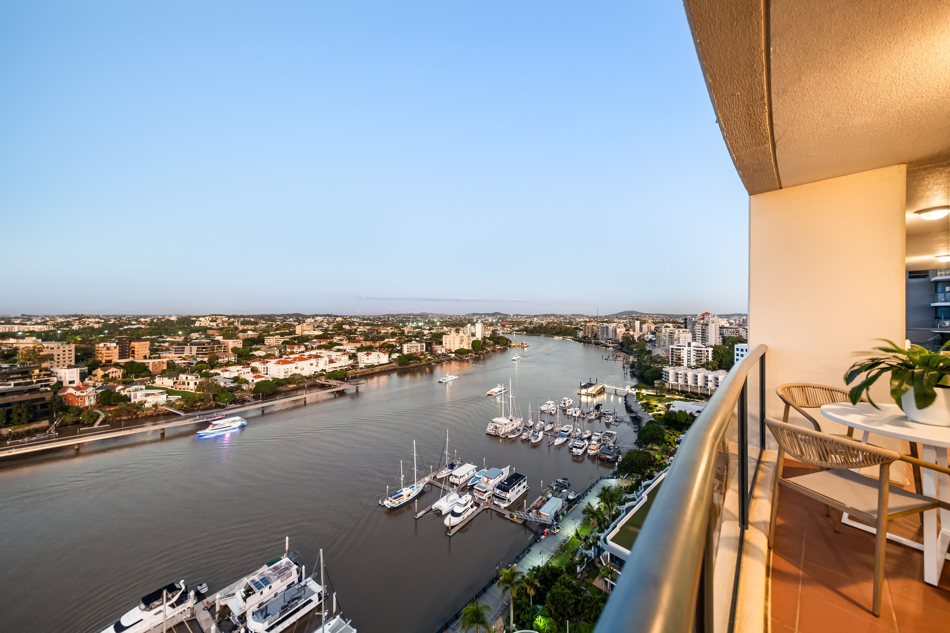 8 Goodwin Street, Kangaroo Point QLD 4169, Kangaroo Point - Image 1