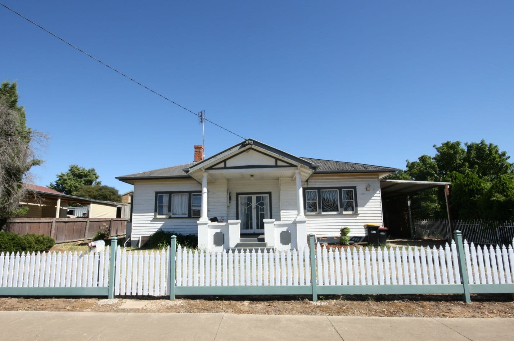 16 Navarre Road, St Arnaud VIC 3478, St Arnaud - Image 1