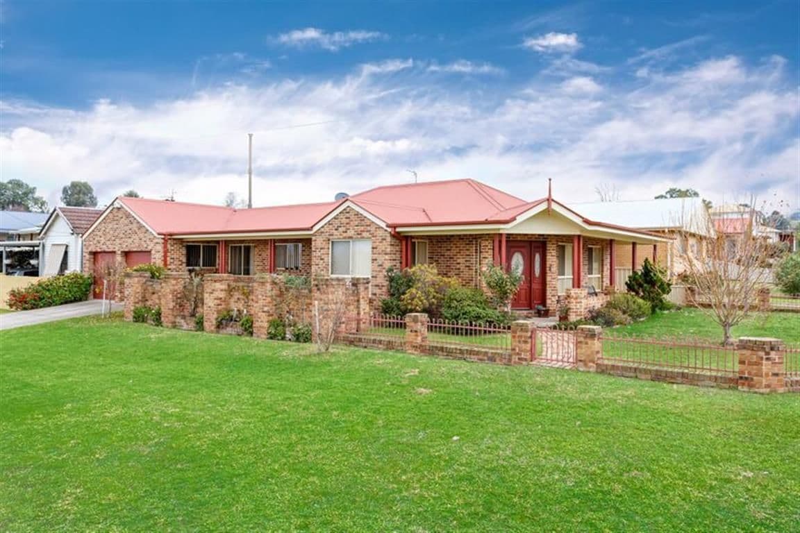 20 Howick Street, Tumut - Image 1